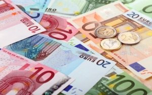 Energie und Geld sparen in Thüringer Unternehmen und Kommunen Geldhaufen