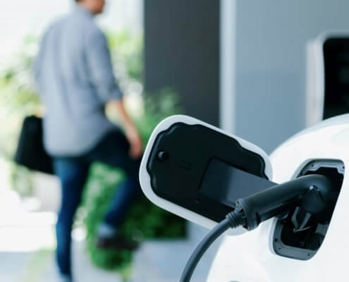 Elektroauto an der privaten Ladestation – Förderung durch progres.nrw Programm der Cornelius Ober GmbH