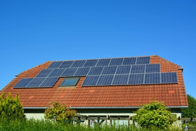 Photovoltaikanlage auf einem Einfamilienhausdach, Änderungen der Steuerbefreiung für PV-Anlagen im Jahressteuergesetz 2024