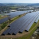 Luftaufnahme der Photovoltaikanlage auf dem Werksgelände von Opel in Eisenach zur nachhaltigen Stromerzeugung