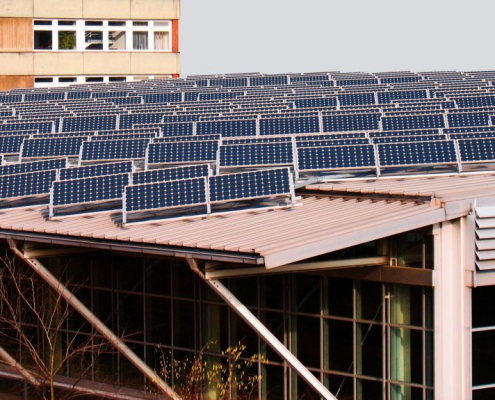 Solaranlage auf Dach von KMU