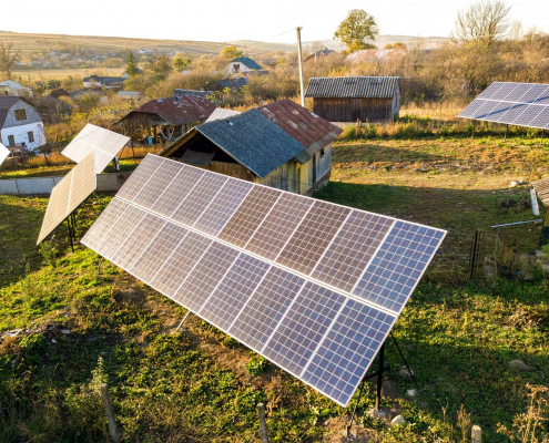 Photovoltaikanlage im Dorf